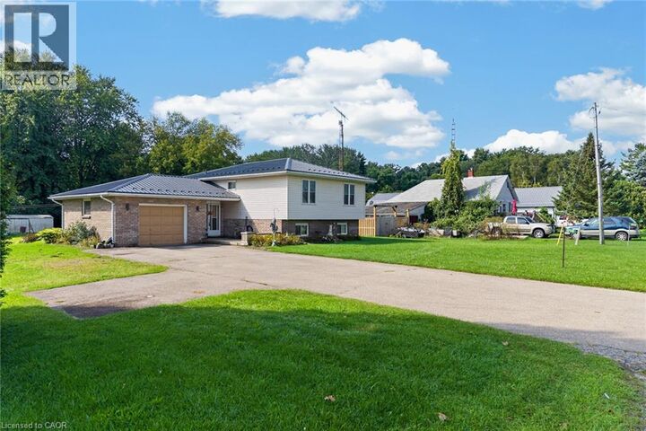 Photo de la propriété:  914 Windham Road 11 Road  ON N4B 2W5 