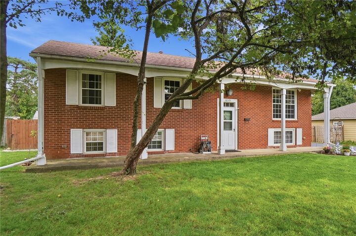 Property Photo:  1039 E National Road  OH 45377 