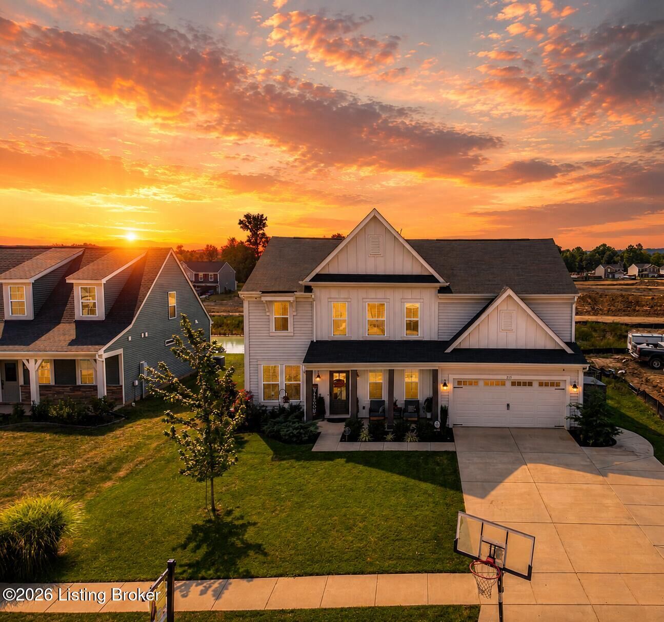 Property Photo:  215 Stargaze Dr  KY 40165 