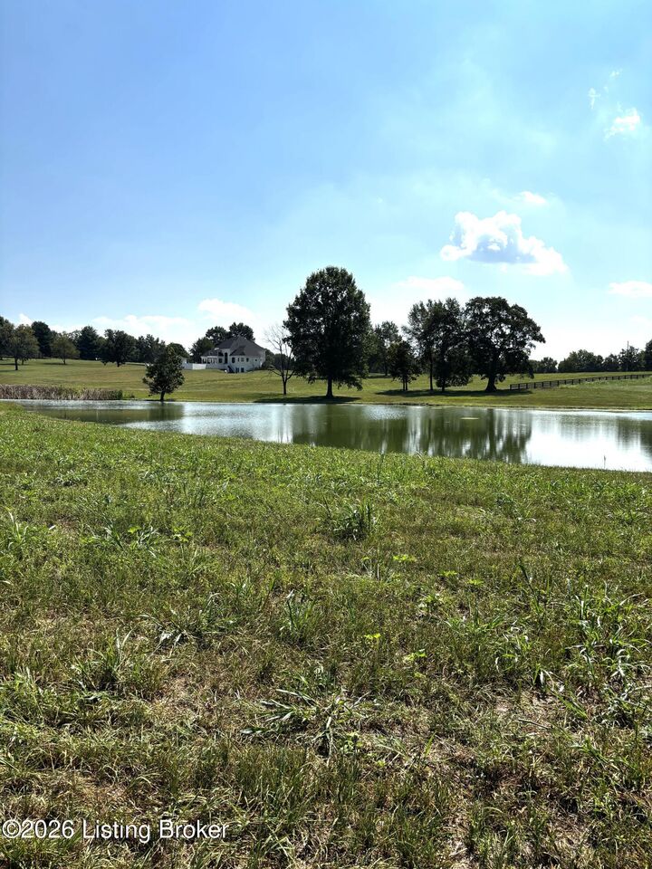 Property Photo:  Tr 12C&Amp12i Shelbyville Rd  KY 40067 