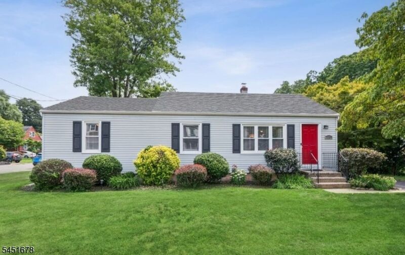 Property Photo:  135 Cedar St  NJ 08880 