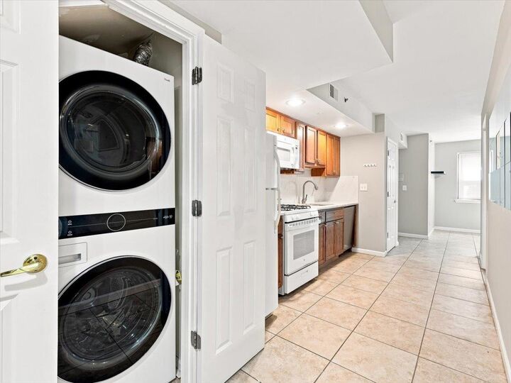 Property Photo: 374 Sip Ave 1 NJ 07306