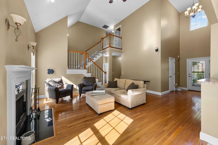Property Photo:  8127 Campbells Point Rd  TN 37721 