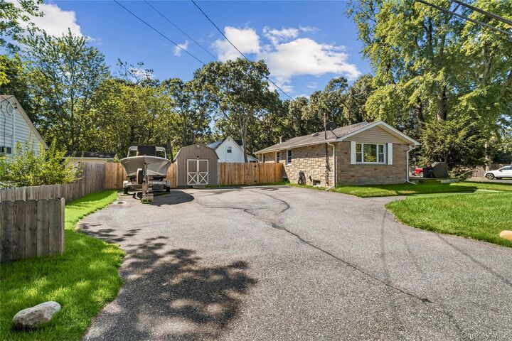 Property Photo:  277 McKinley Drive  NY 11951 