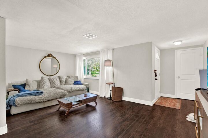 Property Photo: 7700 Bayleaf Drive FL 34667
