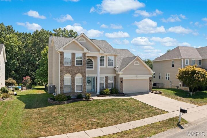 Property Photo:  513 Frost Court  IL 62269 