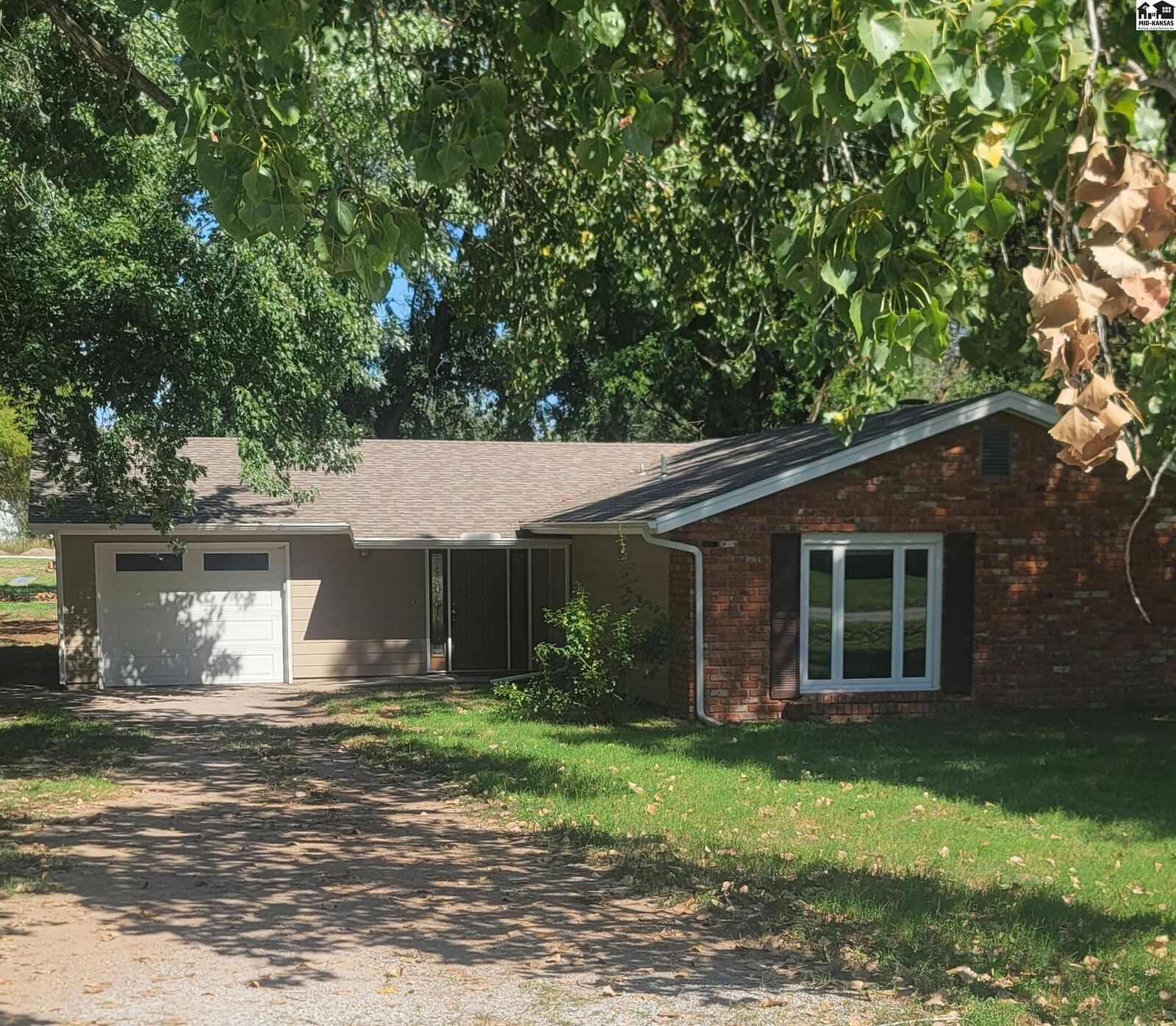 Property Photo:  6606 N Madison  KS 67502 