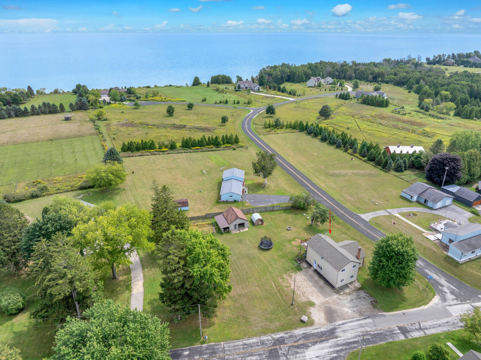 Property Photo: 8705 Northeim Ln WI 53063