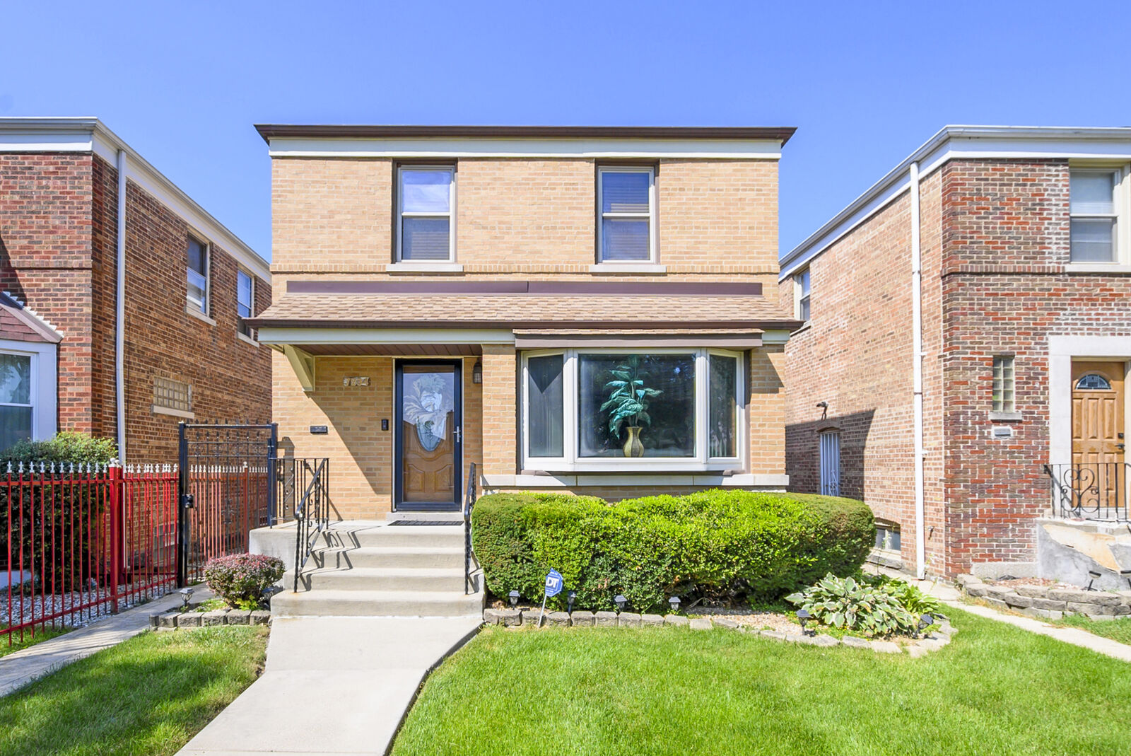 Property Photo: 7234 S Albany Avenue IL 60629