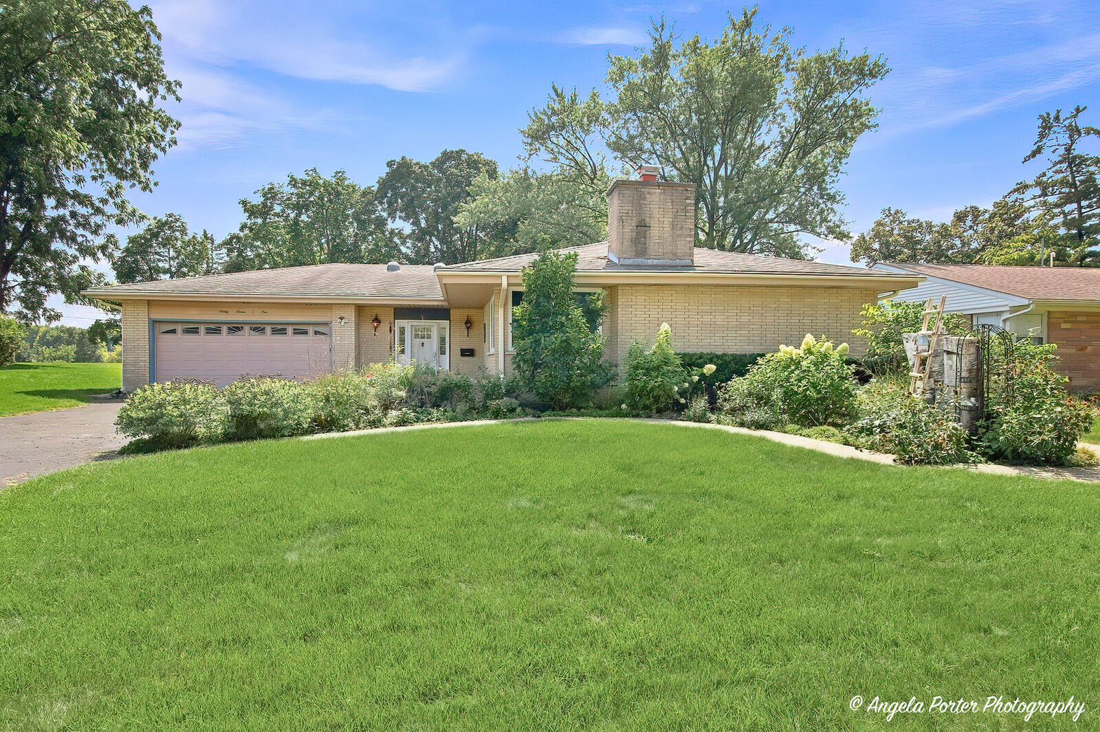 Property Photo:  3705 W Young Street  IL 60050 