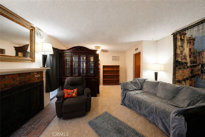 Property Photo:  1513 W Princeton Street  CA 91762 