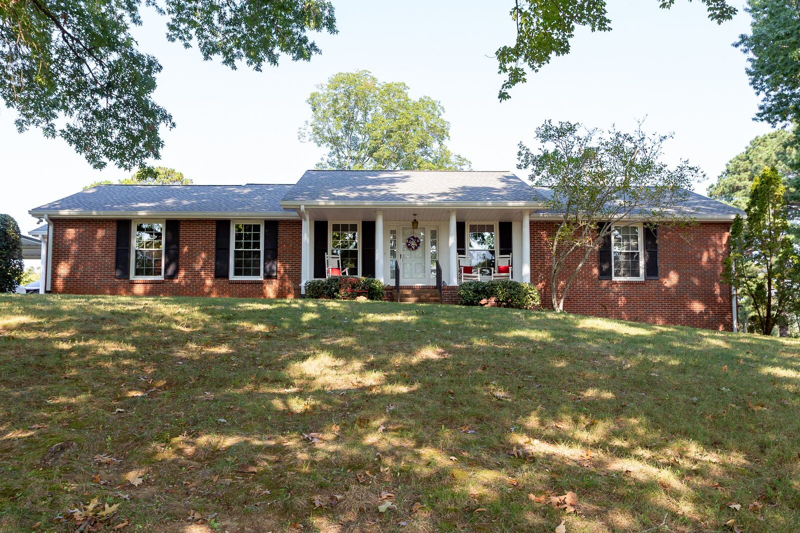 Property Photo:  422 Kimberly Drive  TN 37043 