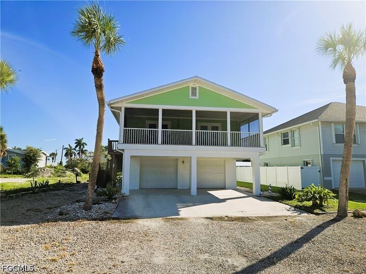 Property Photo:  915 North Street  FL 33931 