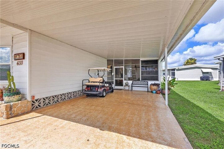 Property Photo:  633 Forest Palm Court  FL 33917 