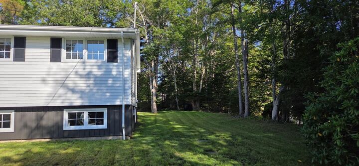 Property Photo:  85 Pinetree Crescent  NS B3Z 1K4 