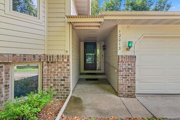 Property Photo:  12013 Summerset Lane  MN 55337 