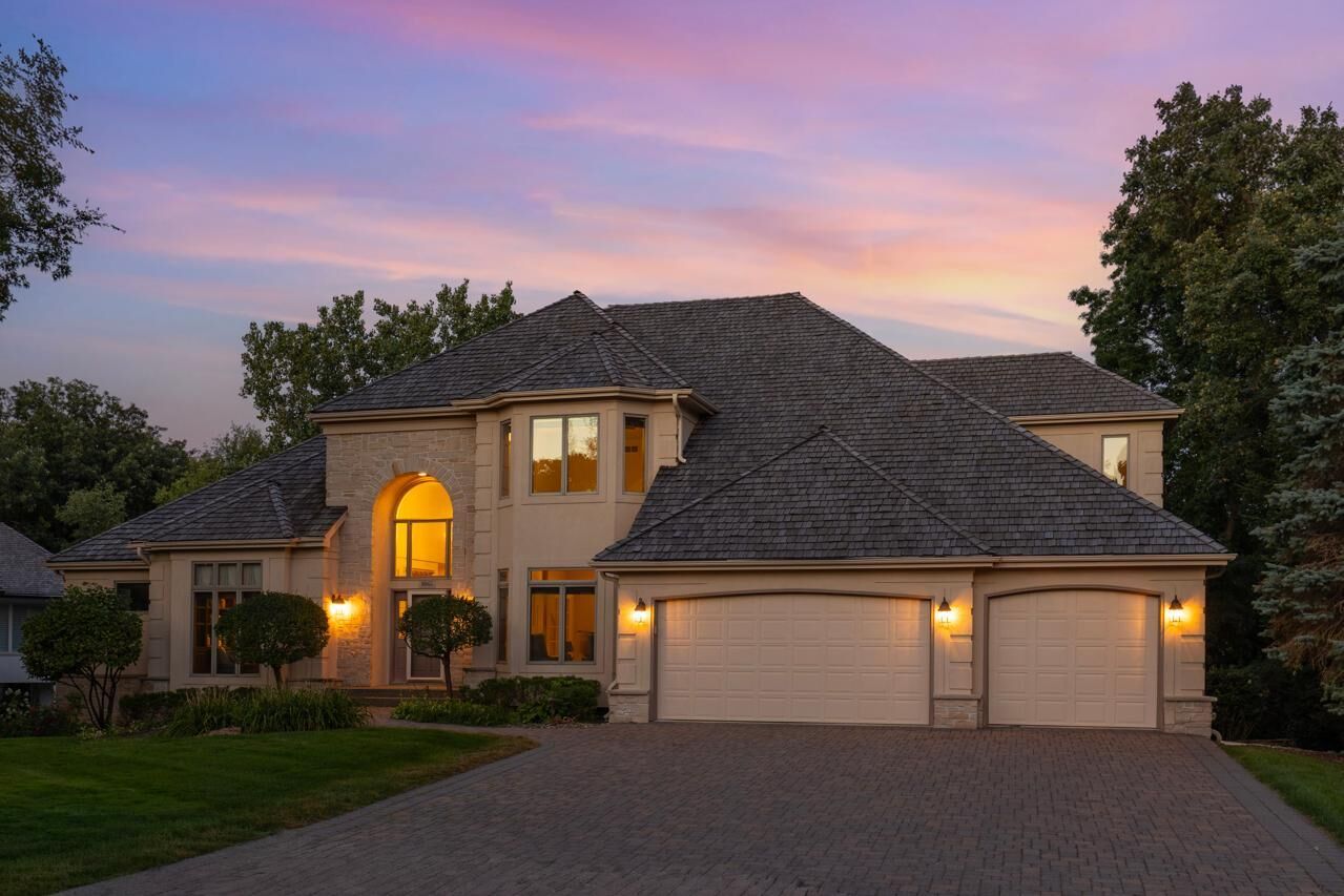 Property Photo:  8665 Wynstone Pass  MN 55347 