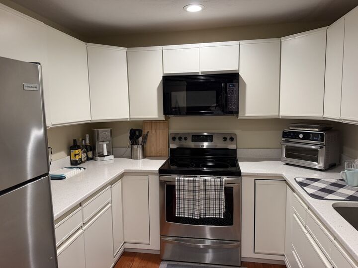 Property Photo:  44 Elm St 304  MA 01609 