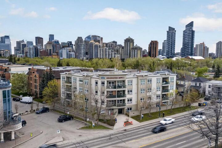 Property Photo:  2 14 Street NW 205  AB T2N 1Z4 