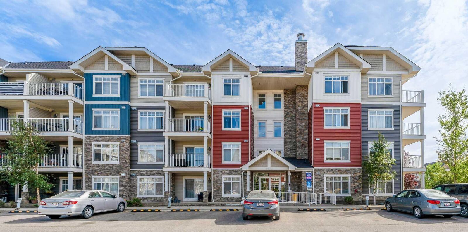 Property Photo:  155 Skyview Ranch Way NE 1111  AB T3N 0L1 
