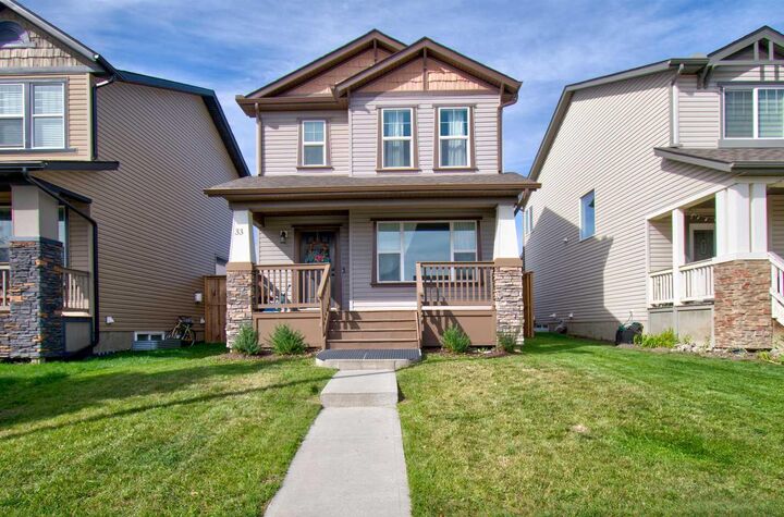 Property Photo:  33 Morningside Manor SW  AB T4B 0K2 