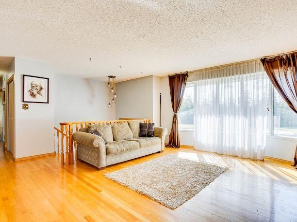Property Photo:  437 Signal Road  AB T9H 3W6 