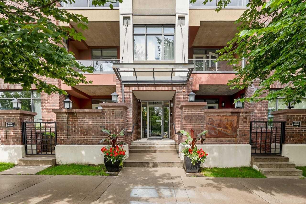 Property Photo:  910 Centre Avenue NE 513  AB T2E 4P7 