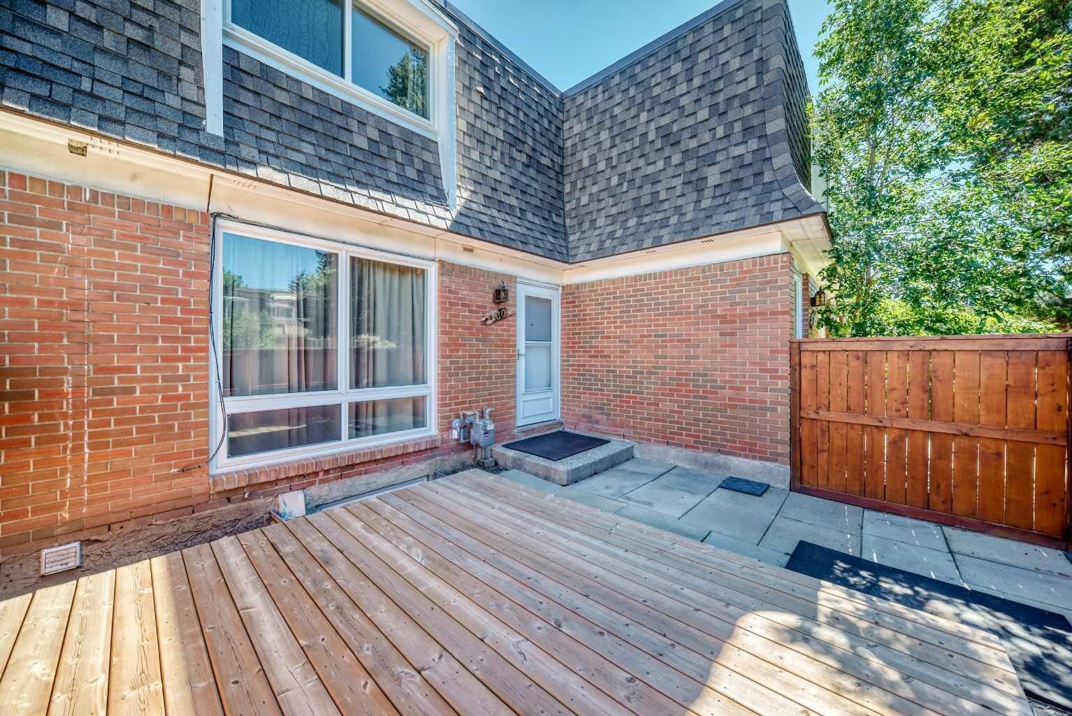 Property Photo:  330 Canterbury Drive SW 130  AB T2W 1H6 