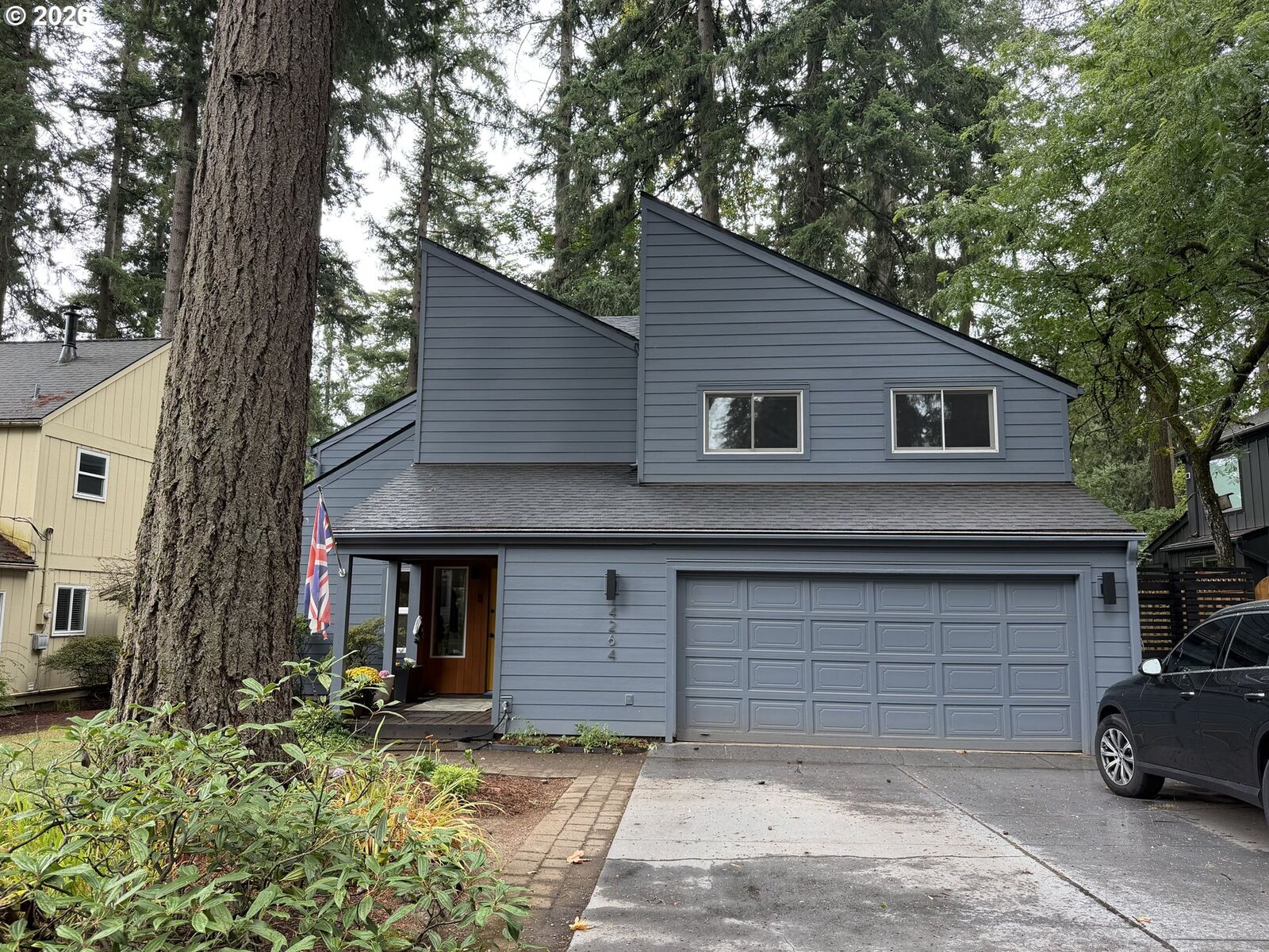 Property Photo:  4264 Harvey Way  OR 97035 
