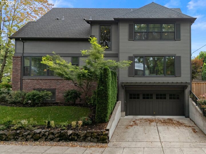 Property Photo:  7607 SE 31st Ave  OR 97202 
