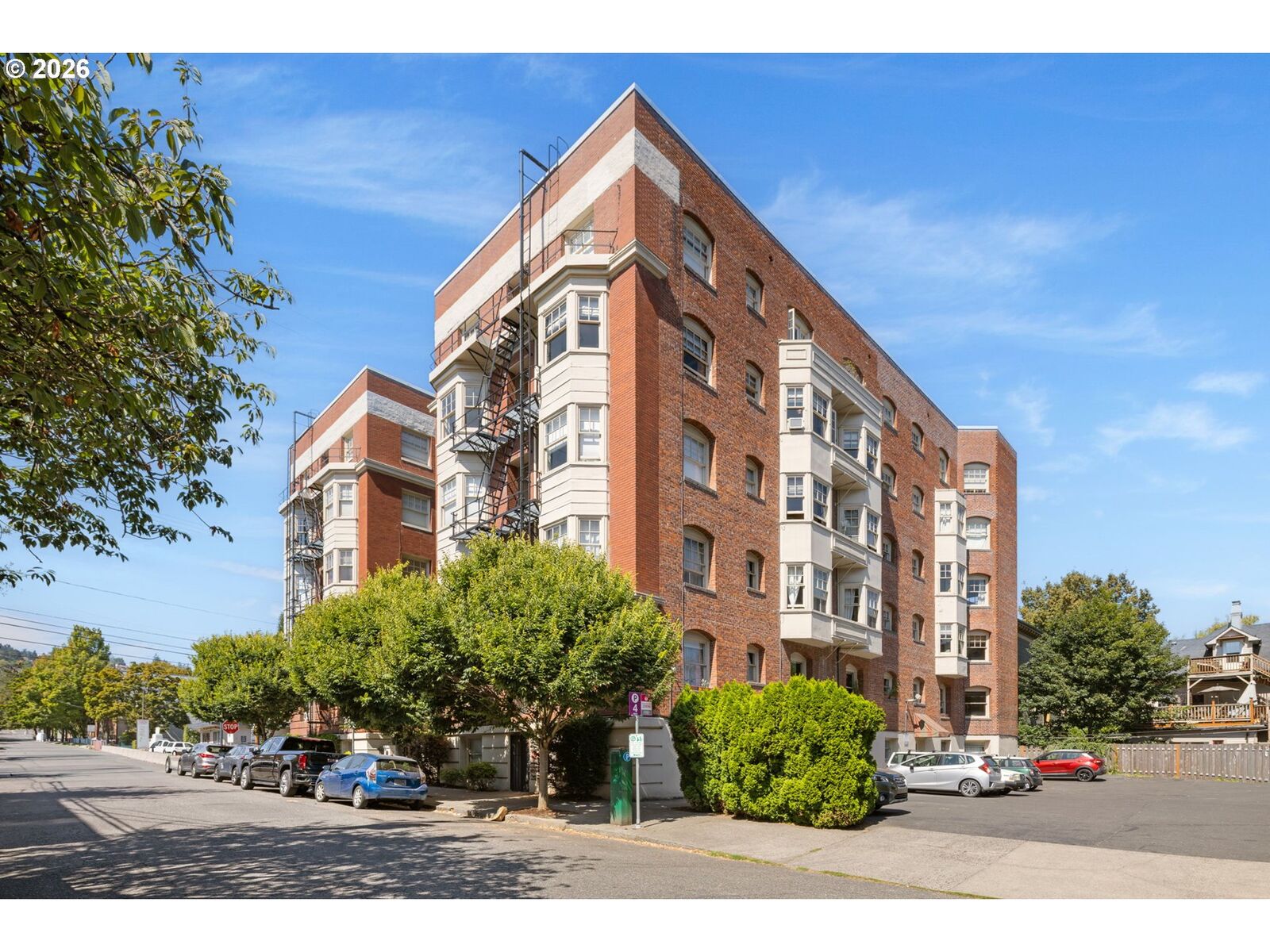 Property Photo: 2083 NW Johnson St 21 OR 97209