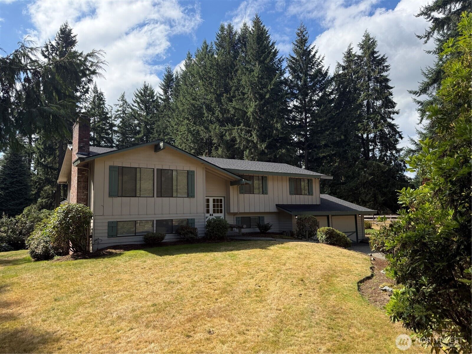 Property Photo:  16255 NE 165th Street  WA 98072 
