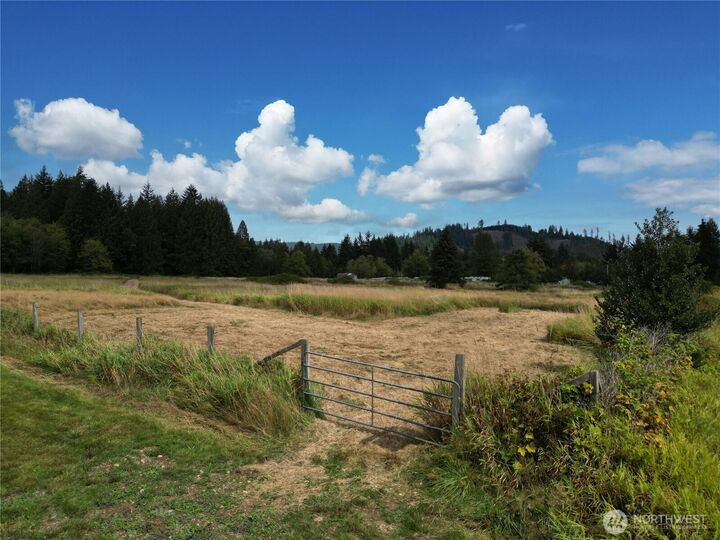 Property Photo: 11301 Grandview Road WA 98223