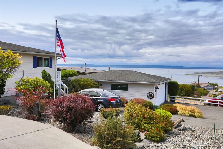 Property Photo: 4104 Scatchet View Drive WA 98236