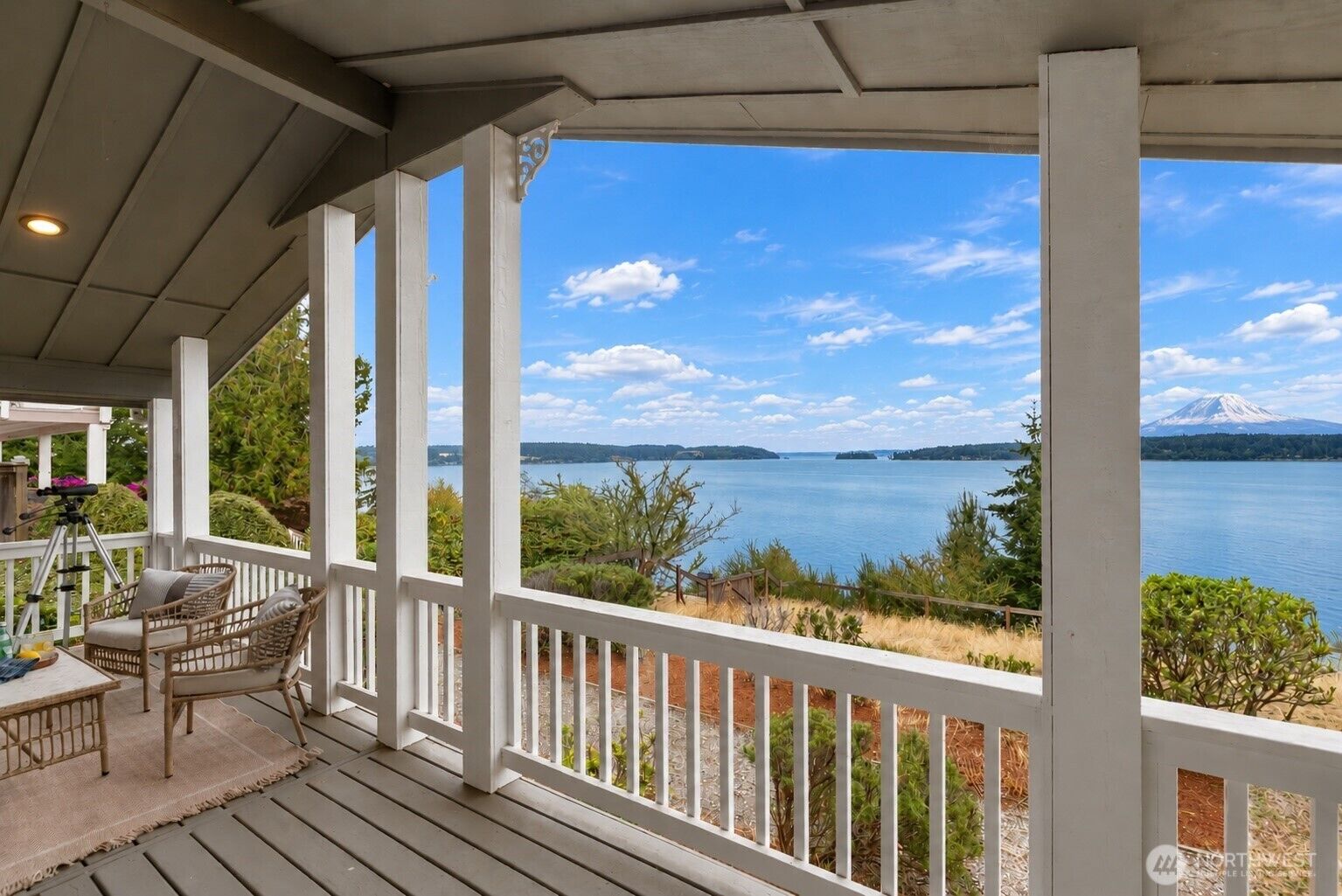 Property Photo:  7021  Cliff Avenue SW  WA 98351 