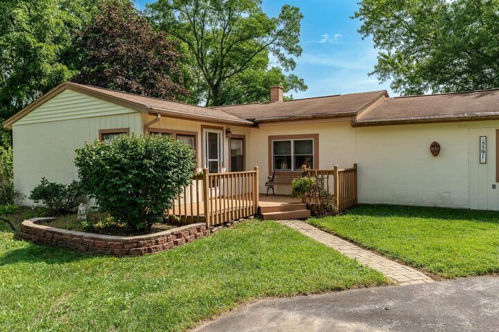 Property Photo: 5591 Reimer Drive IL 61073