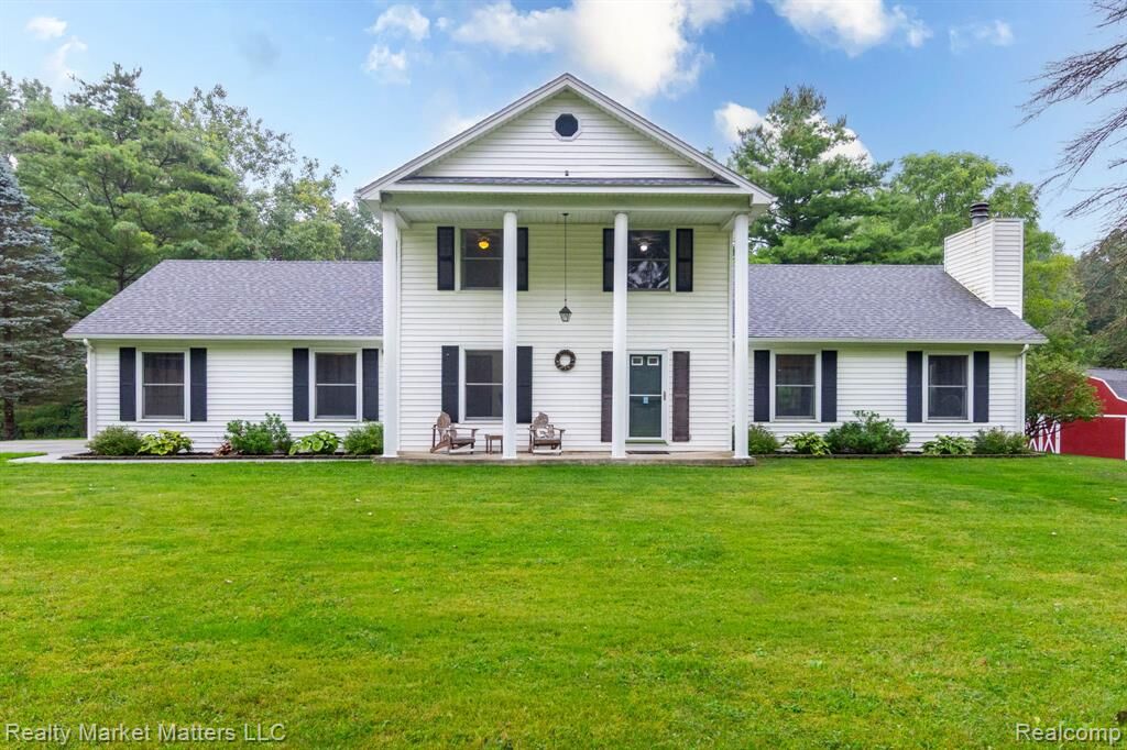 Property Photo:  770 N Fairgrounds Road  MI 48444 