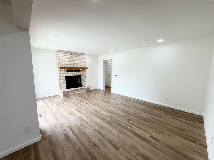 Property Photo:  933 Broadmoor Terrace  IN 47374 