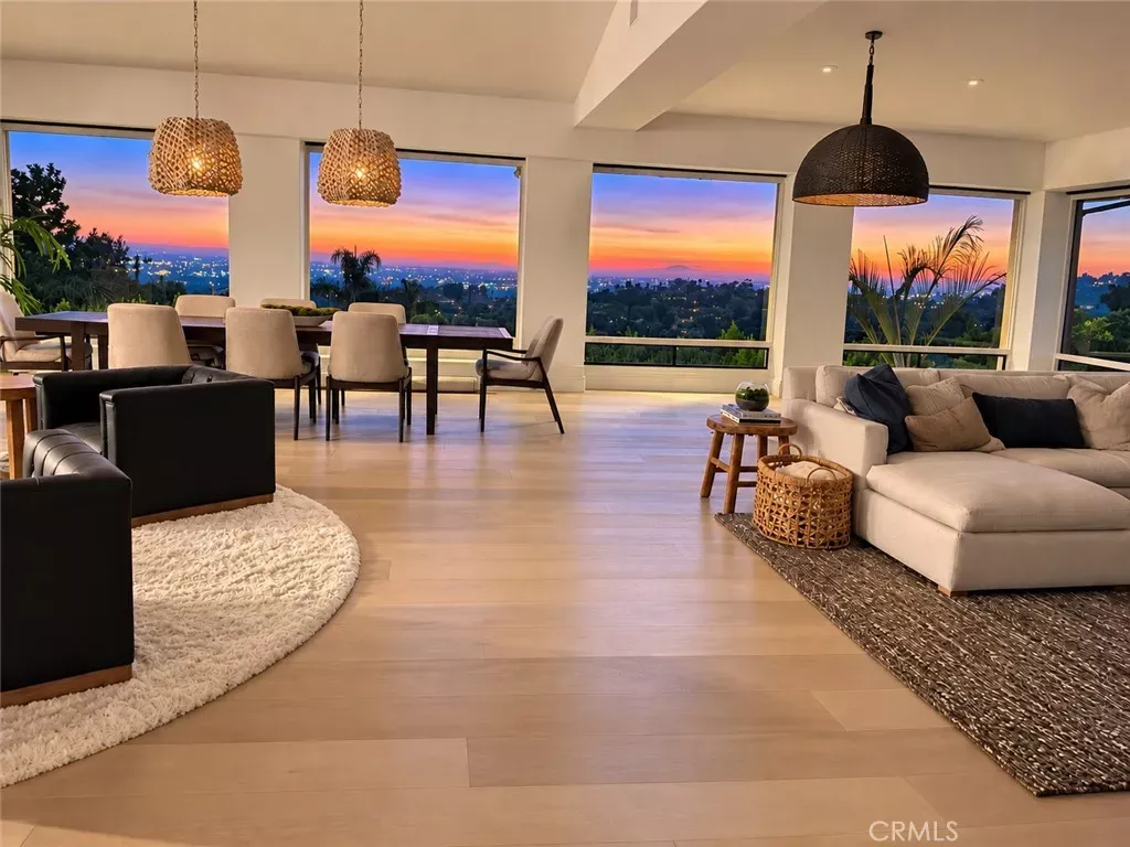 Property Photo: 10491 Ridgeway Drive CA 92705