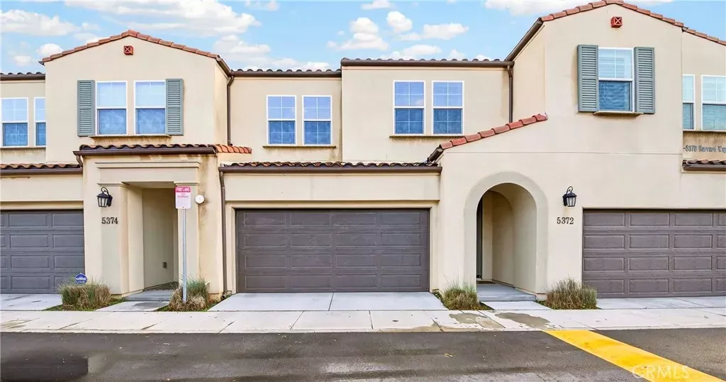 Property Photo:  5372 Harvard Way  CA 90630 