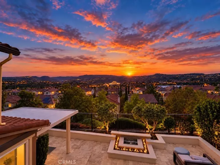 Property Photo:  27631 Manor Hill  CA 92677 