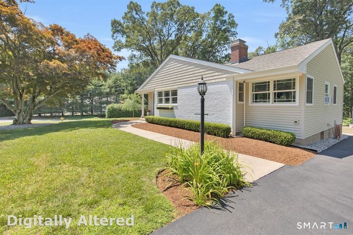 Property Photo:  6 Bruce Road  CT 06040 
