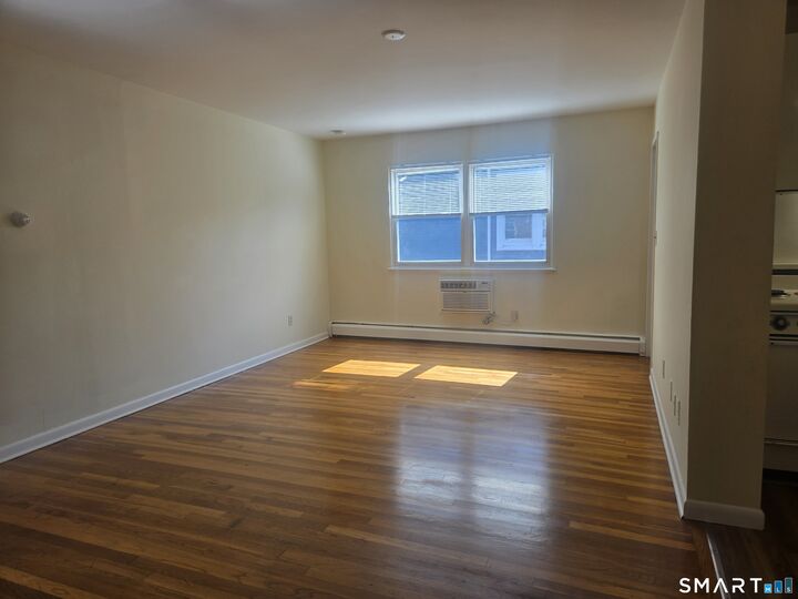 Property Photo: 40 Hoyt Street A2 CT 06905