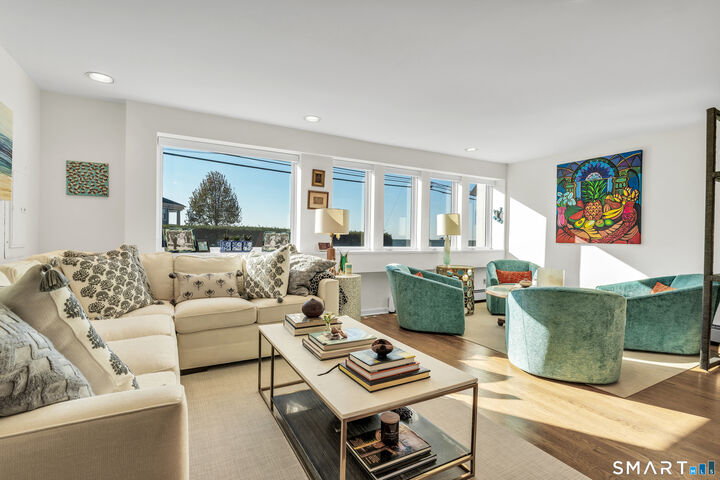 Property Photo: 98 Limewood Avenue CT 06405