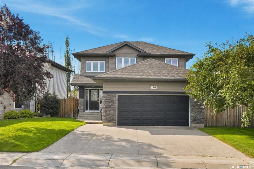 Property Photo:  114 Levalley Cove  SK S7T 0H5 