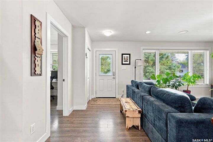 Property Photo:  315 M Avenue N  SK S7L 2S4 