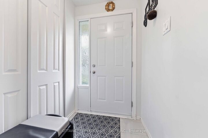 Property Photo:  3333 McCarthy Road 32  ON K1V 9X5 