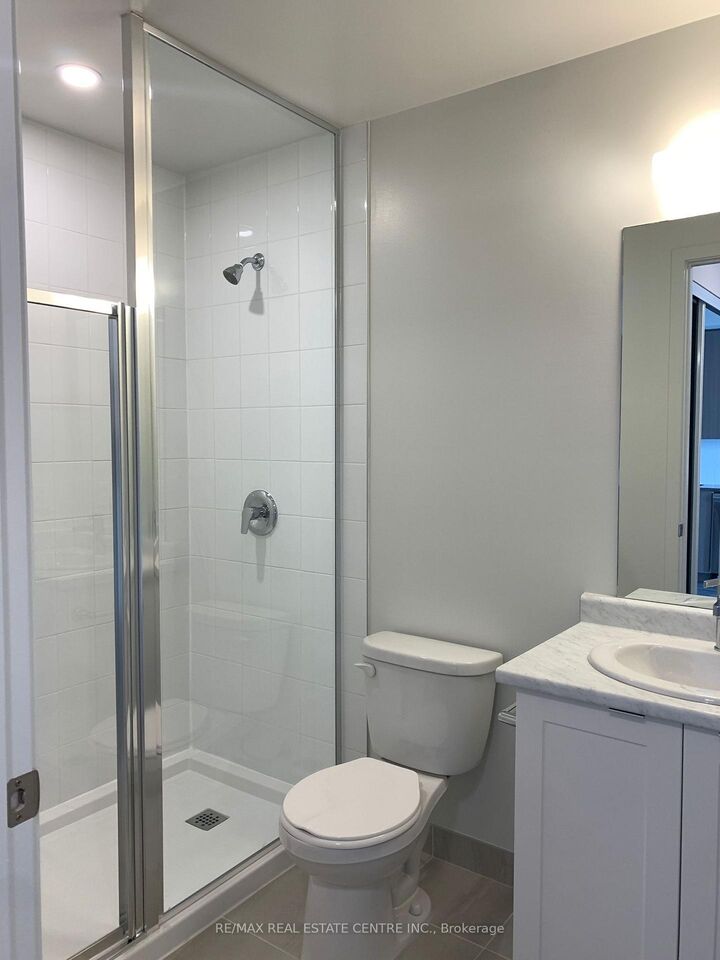 Property Photo:  58 Sky Harbour Drive 209  ON L6Y 6J1 