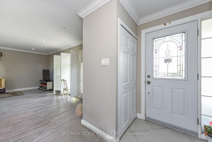 Property Photo:  11 Dudley Place  ON L6T 3C2 