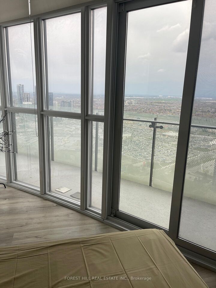 Property Photo:  50 Absolute Avenue 4805  ON L4Z 0A8 